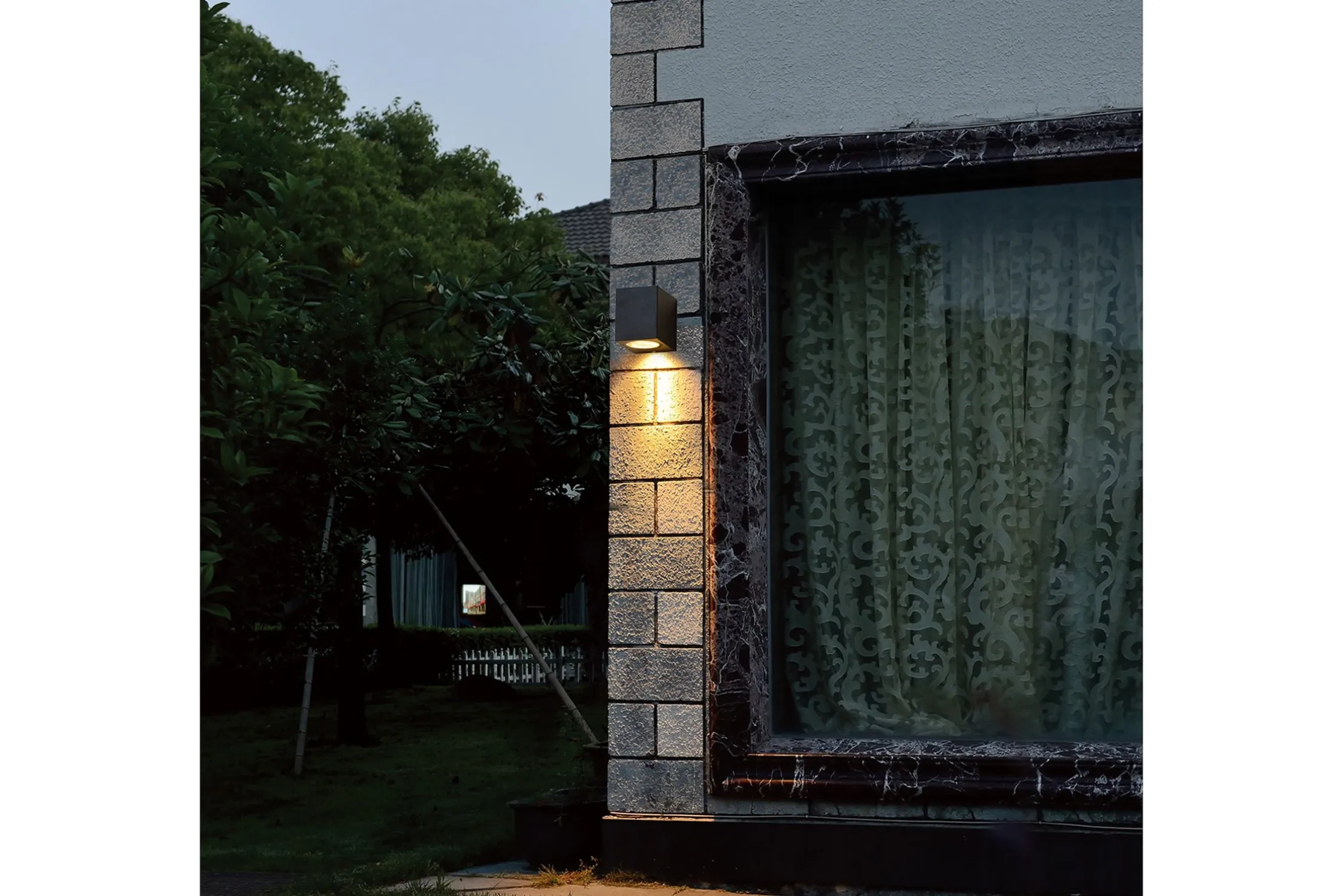 Buitenlamp 1495ZW Logan