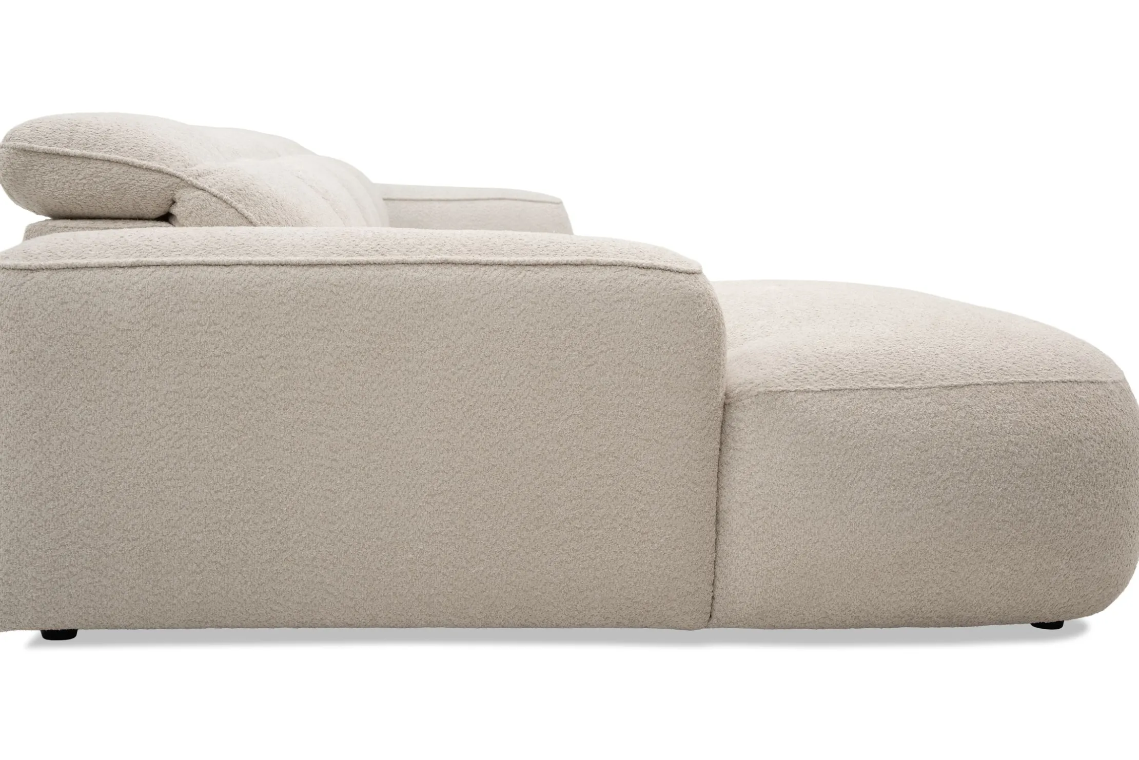 LoungebankEllie