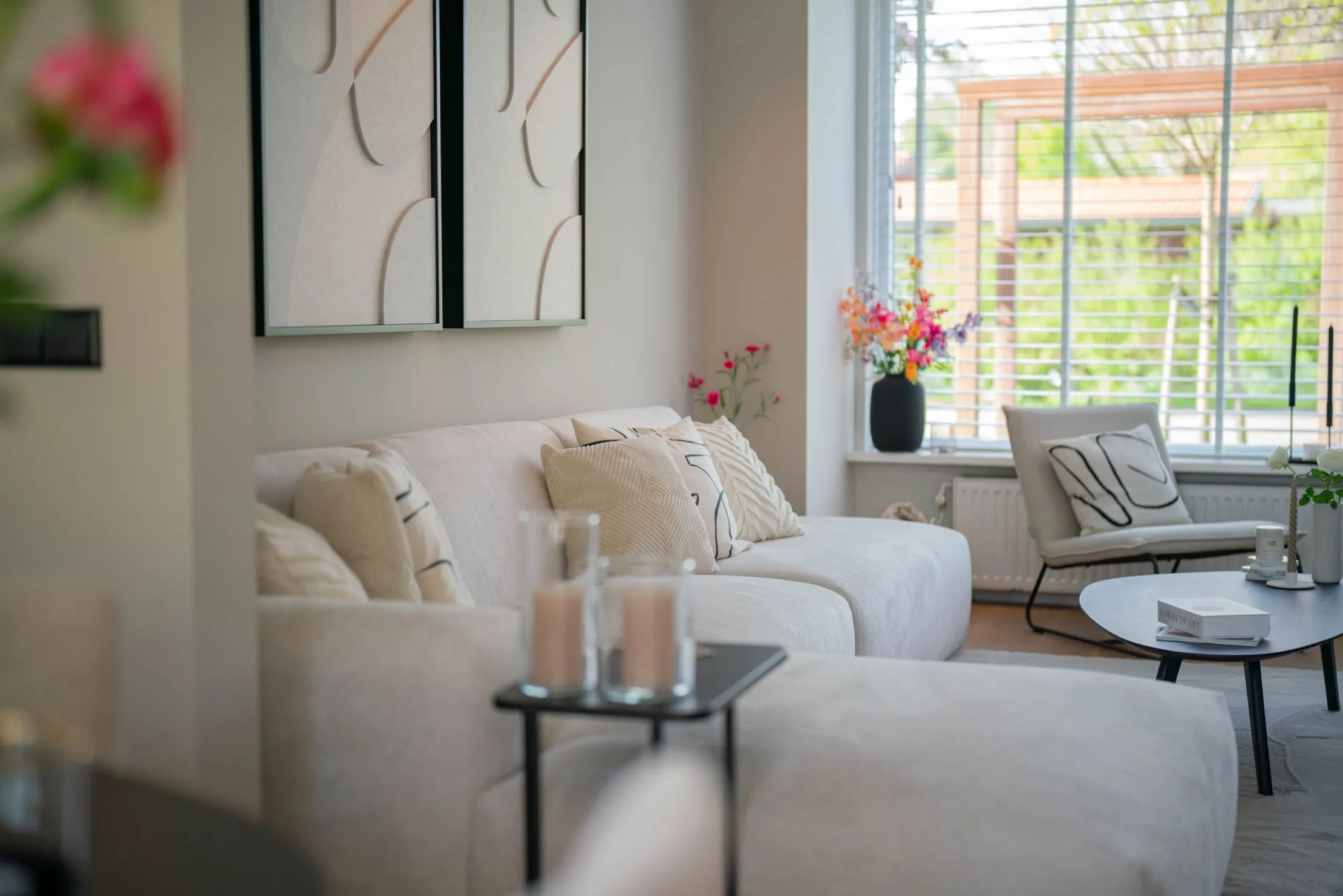 Loungebank Elore